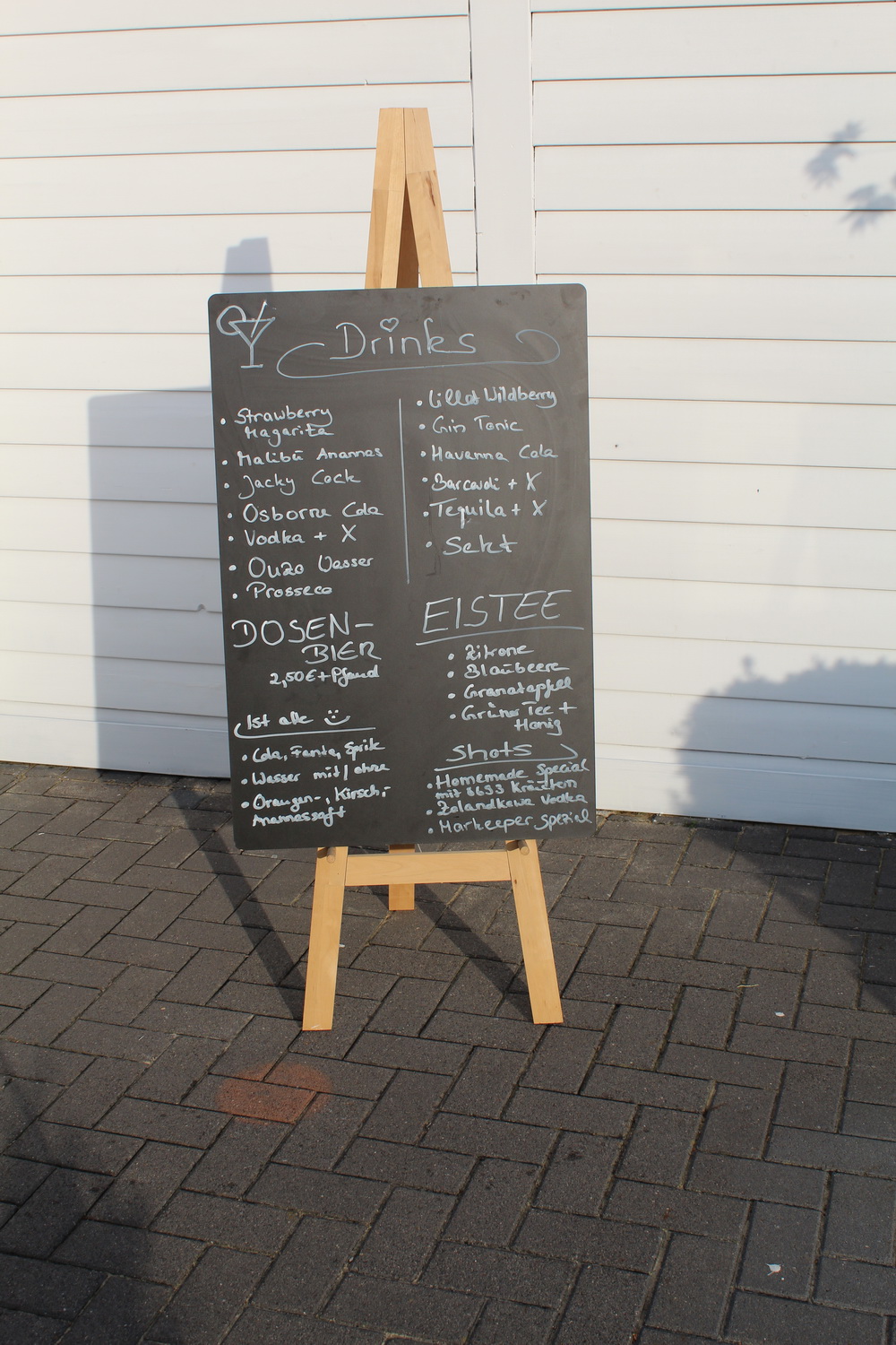 Staffelei und Kreidetafel